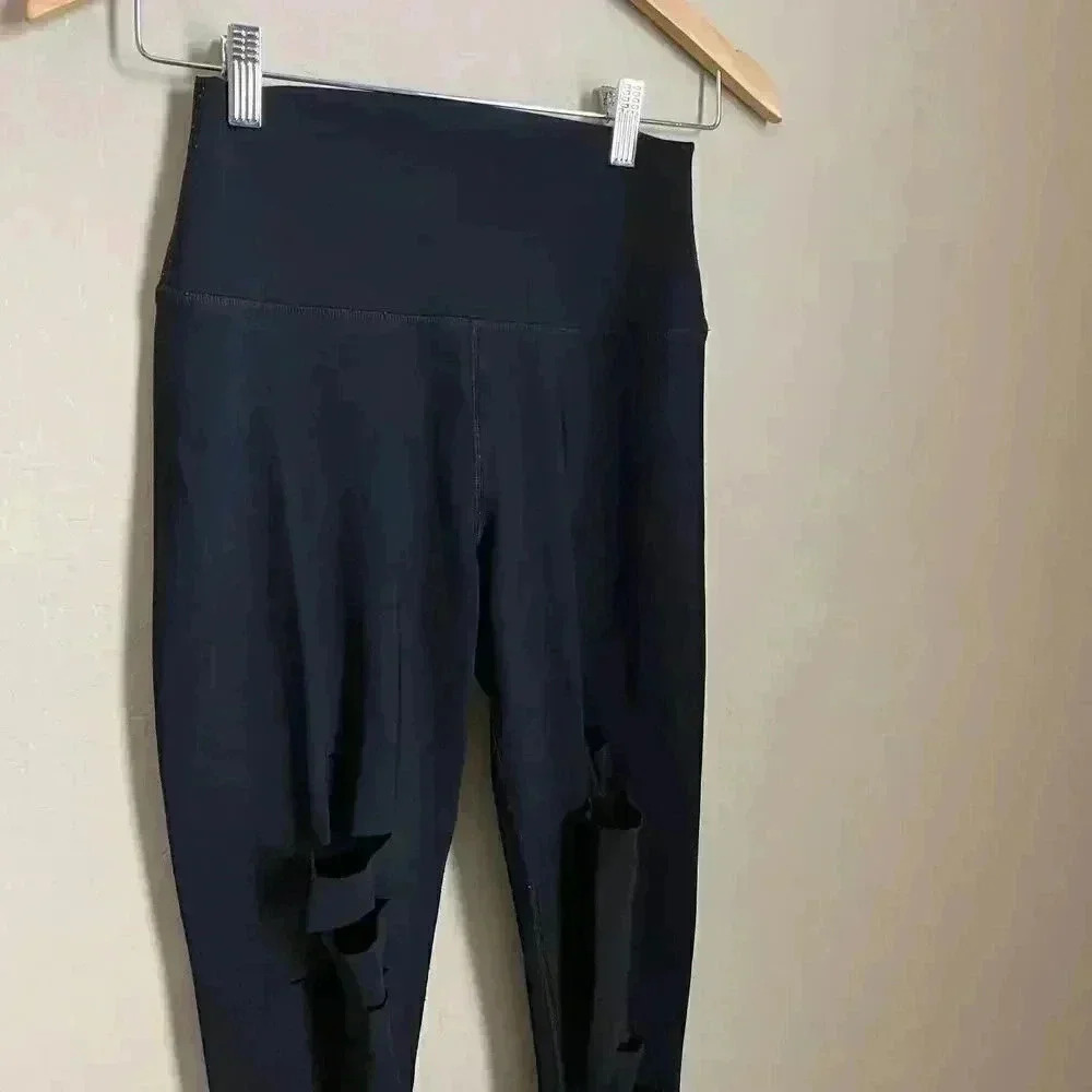 Alo Yoga High Waist Ripped Warrior Leggings Black Laser Cut Distressed Yoga S - Picture 7 of 15